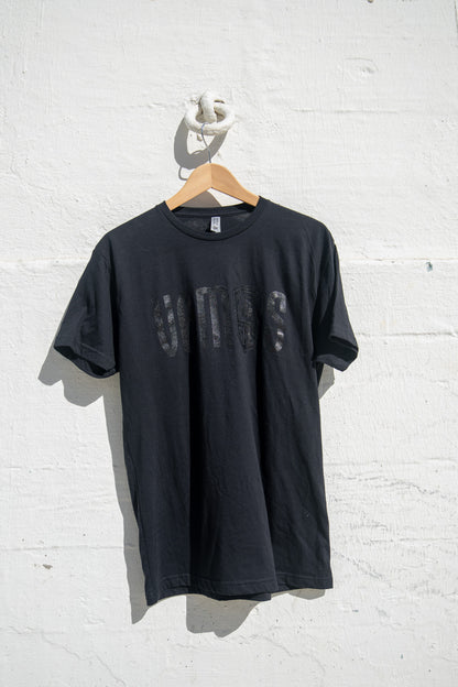 Unisex - VAMOS Night Pack Tee Shirt - Night Black